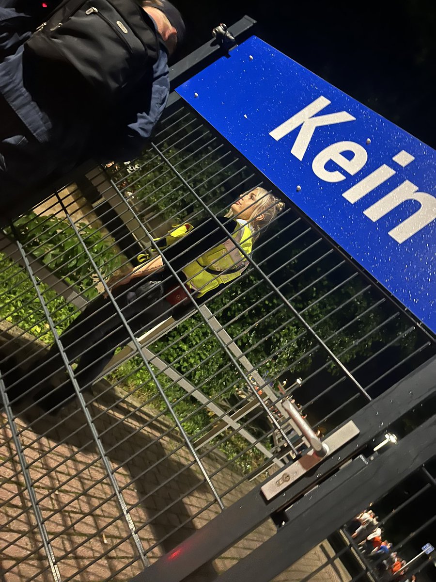 JoanneLetters's tweet photo. Rather than letting my family of 3 including our 15 year old son pass through the step free access to the station this security guard thought it would be a good idea to split us up! Poor behaviour. @joycecook01 @Tanni_GT https://t.co/1a7rfwPInQ