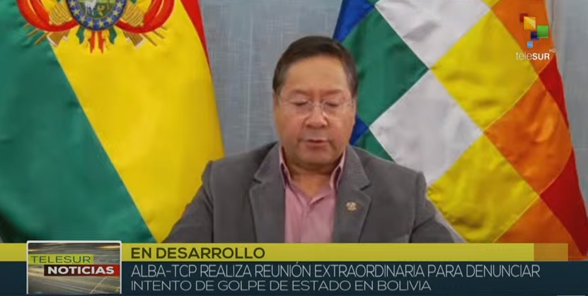 <a href="/LuchoXBolivia/">Luis Alberto Arce Catacora (Lucho Arce)</a> #ENVIVO | Presidente de #Bolivia <a href="/LuchoXBolivia/">Luis Alberto Arce Catacora (Lucho Arce)</a>: el <a href="/ALBATCP/">ALBA</a> hoy más que nunca debe unirse para mantener la paz en américa latina como el pilar fundamental del desarrollo. No dejemos pasar este y ningún intento de golpe de estado  

Síguelo aquí bit.ly/teleSUR