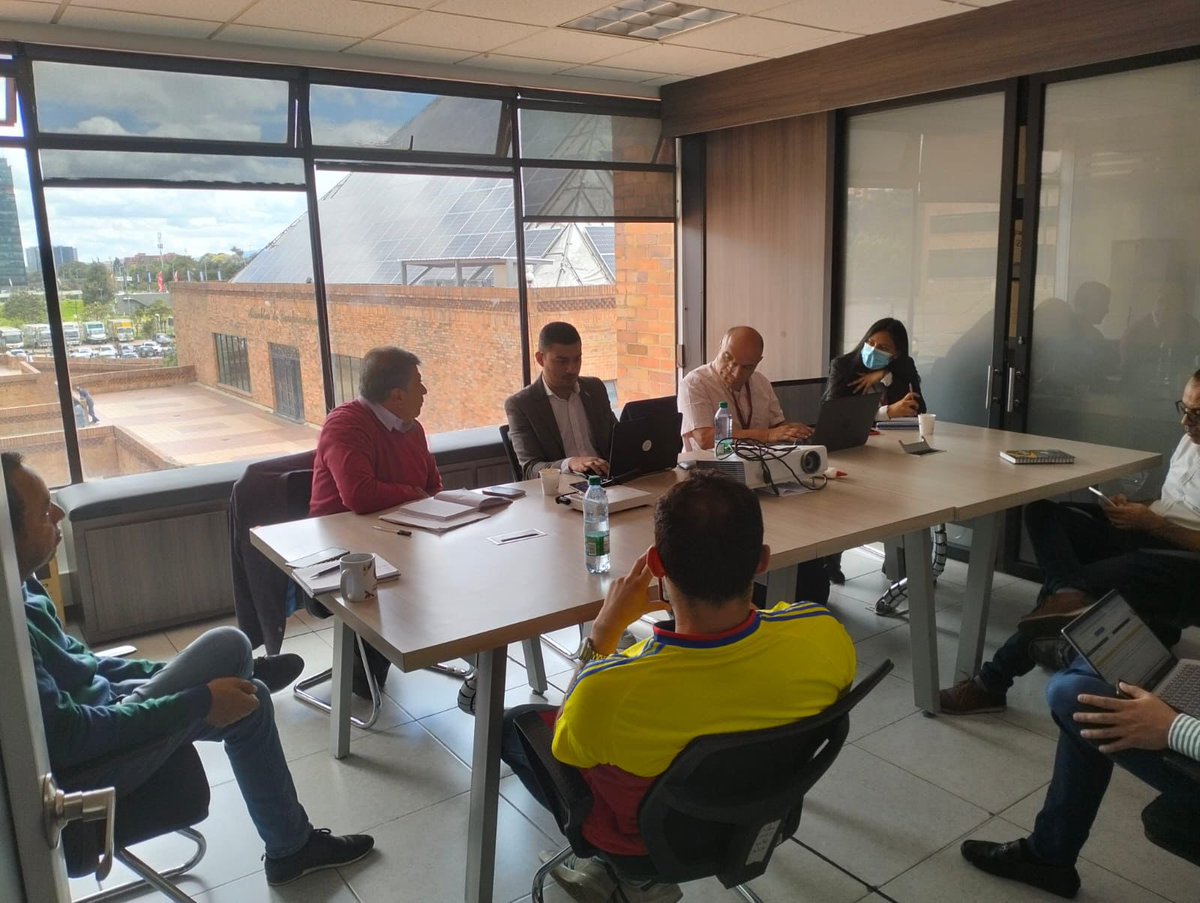 SeCompetiCundi's tweet image. En el marco de la alianza Estratégica por el #Cafe de #Cundinamarca,  @comercialcundi @CunAgricultura #Codecafe y el #ComitedeCafeteros, unen esfuerzos para fortalecer los pilares del sector cafetero en nuestro departamento. #TrabajoEnEquipo #CaféDeCalidad&quot;