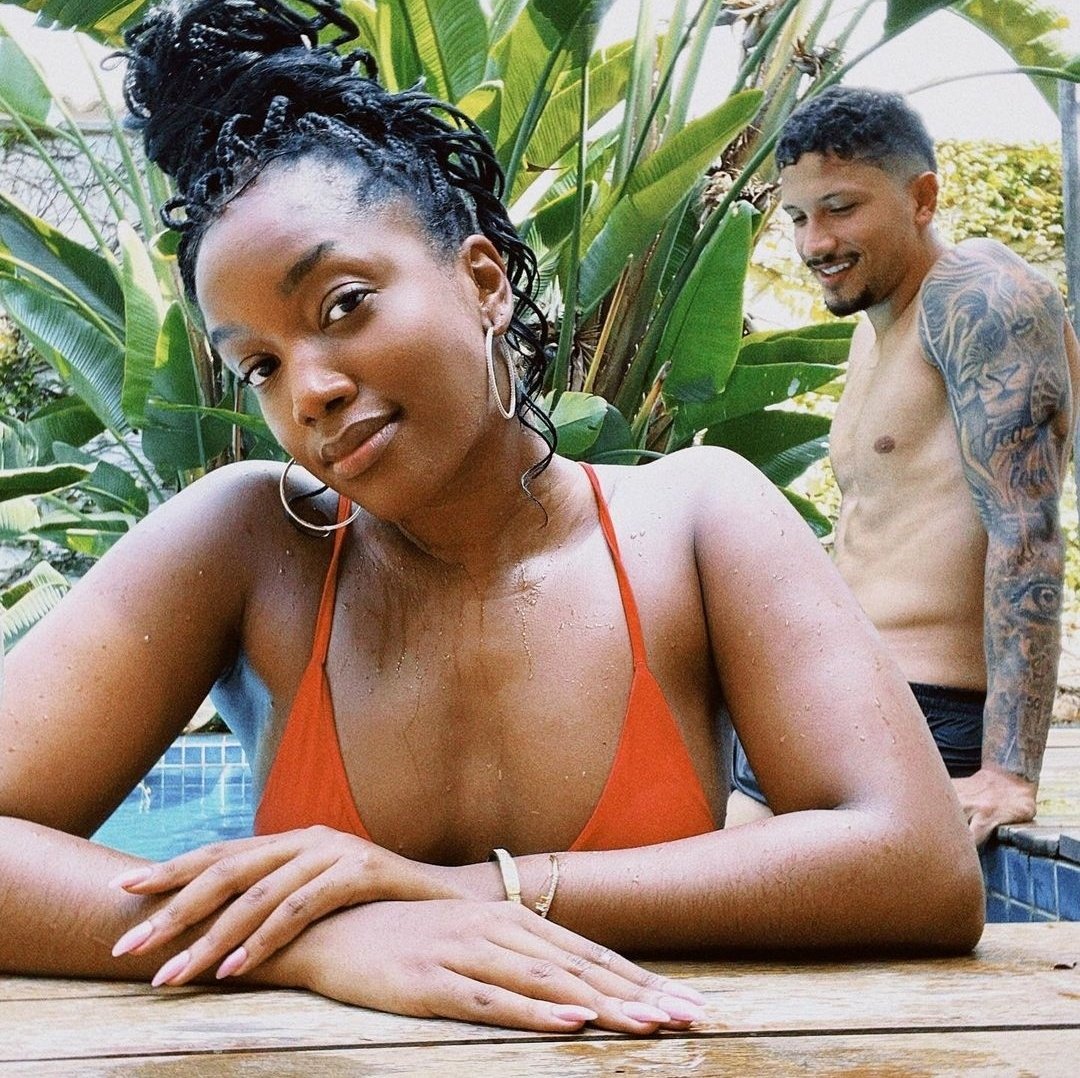 nota de repúdio

chega a notícia de que Yuri lima traiu a cantora IZA
a mulher que está esperando um filho dele

sim, esse bagre enganou todo mundo e foi infiel 

yuri lima seu canalha, de hoje em diante vc é um dos nossos maiores inimigos