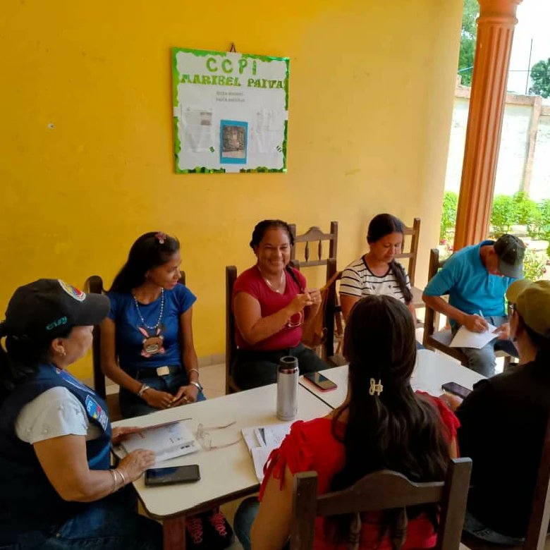 #10Julio 🇻🇪 || #DPDOficial || En el Municipio Angostura del Orinoco, específicamente en el Centro Comunal de Protección Integral "Maribel Paiva", a través de las funcionarias adscritas al ente en materia de prevención, realizaron la Conformación del Comité de Madres Preventoras
