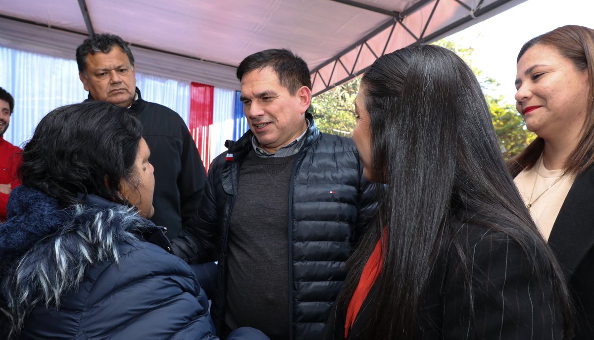 📍Caaguazú
¡Más familias cumplen el sueño de la 🏡 propia! 
Junto al Pdte. <a href="/SantiPenap/">Santiago Peña</a>,el vicepdte.  <a href="/AllianaPedro/">Pedro Alliana</a>, y autoridades departamentales, entregamos las llaves de 5️⃣2️⃣ viviendas a familias pertenecientes a la Comisión Paraíso y San Luis, de la ciudad de Cnel. Oviedo