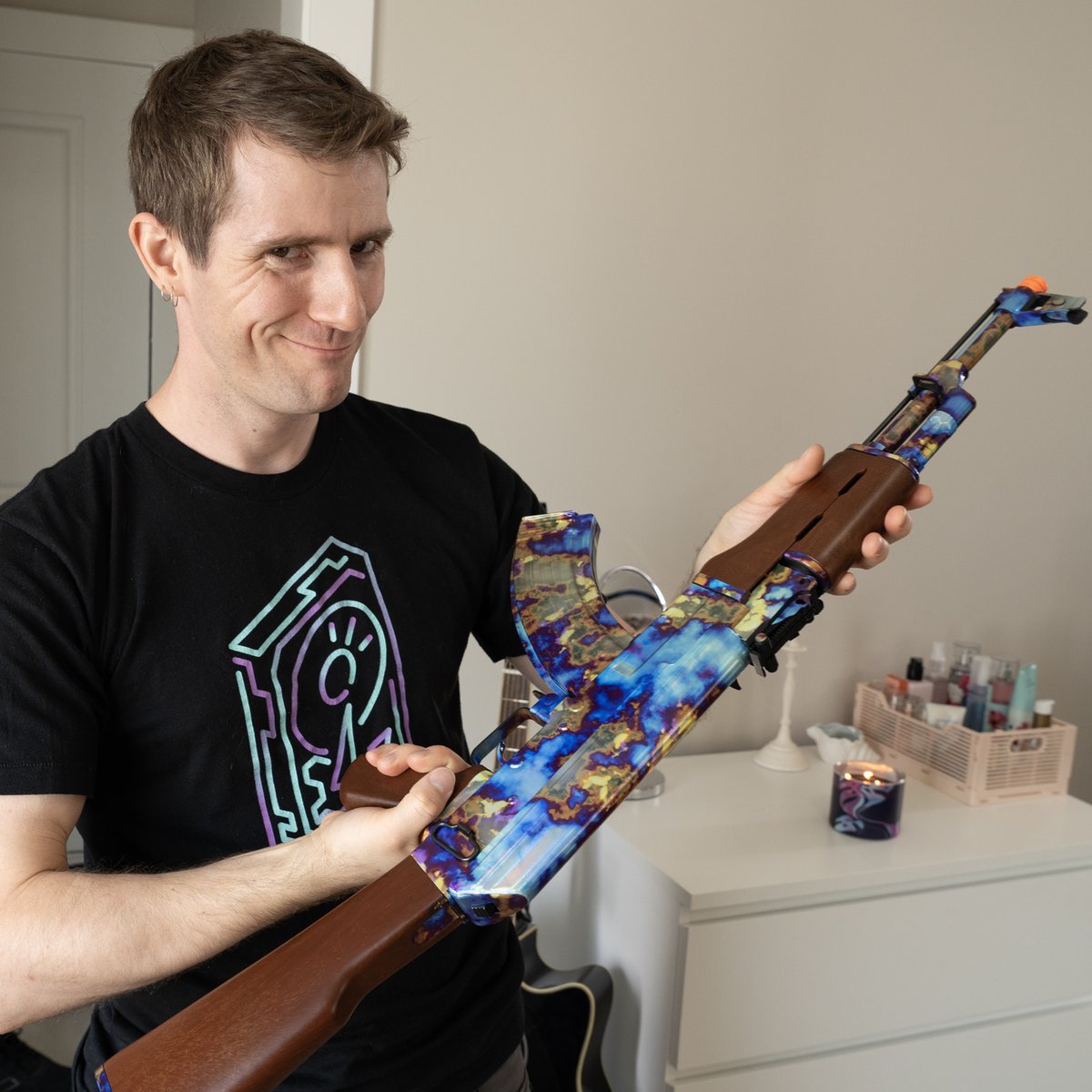 LinusTech's tweet photo. TECH TIP: buy case hardened or else

https://t.co/7b8yO51uIw #ad https://t.co/6zQZFjz1V4