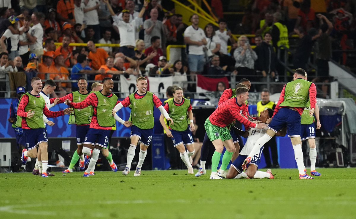 Wow that’s how you win a game, we’re in the final. Ollie Watkins my striker ! 💜🏴󠁧󠁢󠁥󠁮󠁧󠁿