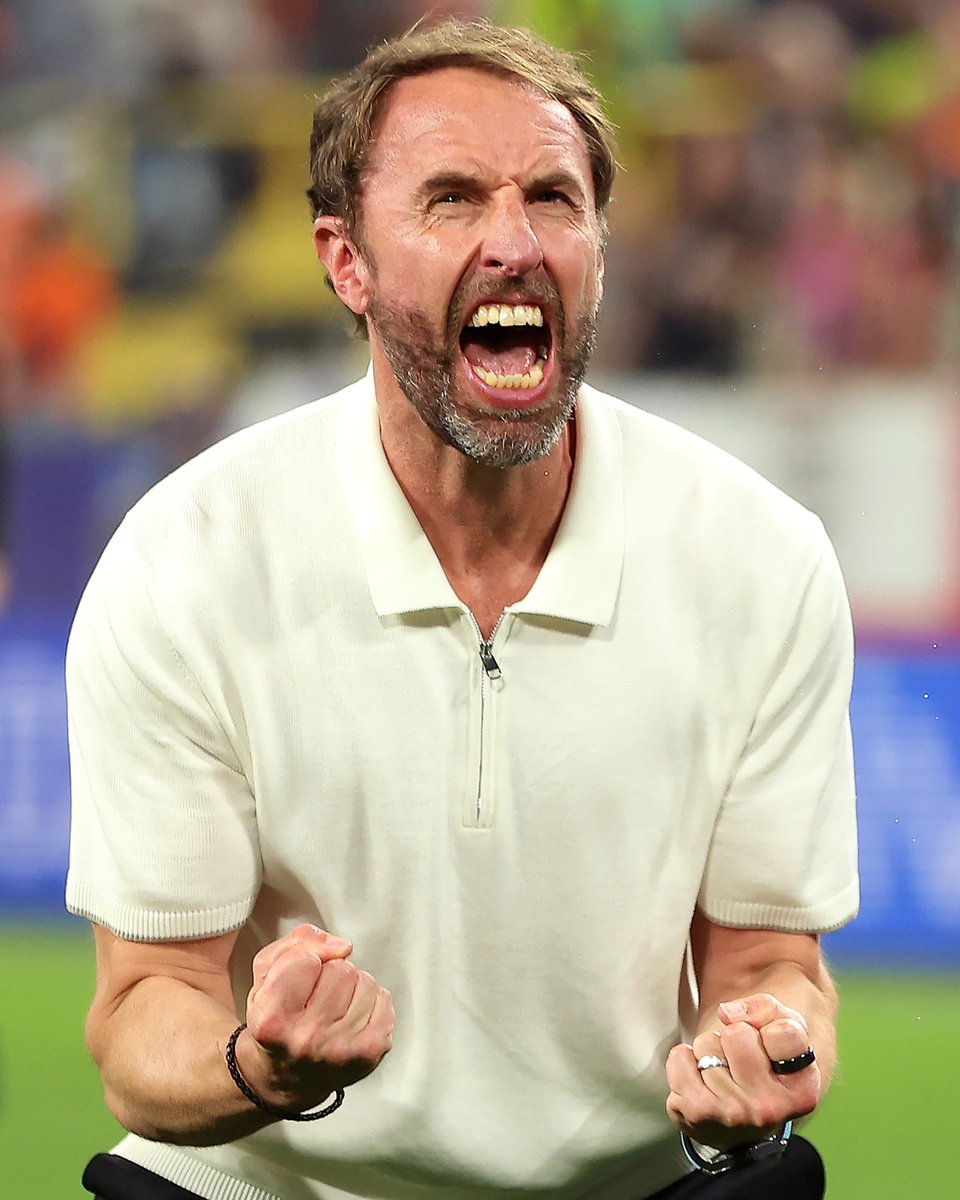 The Three Lions roar 🦁

#EURO2024 | #NEDENG