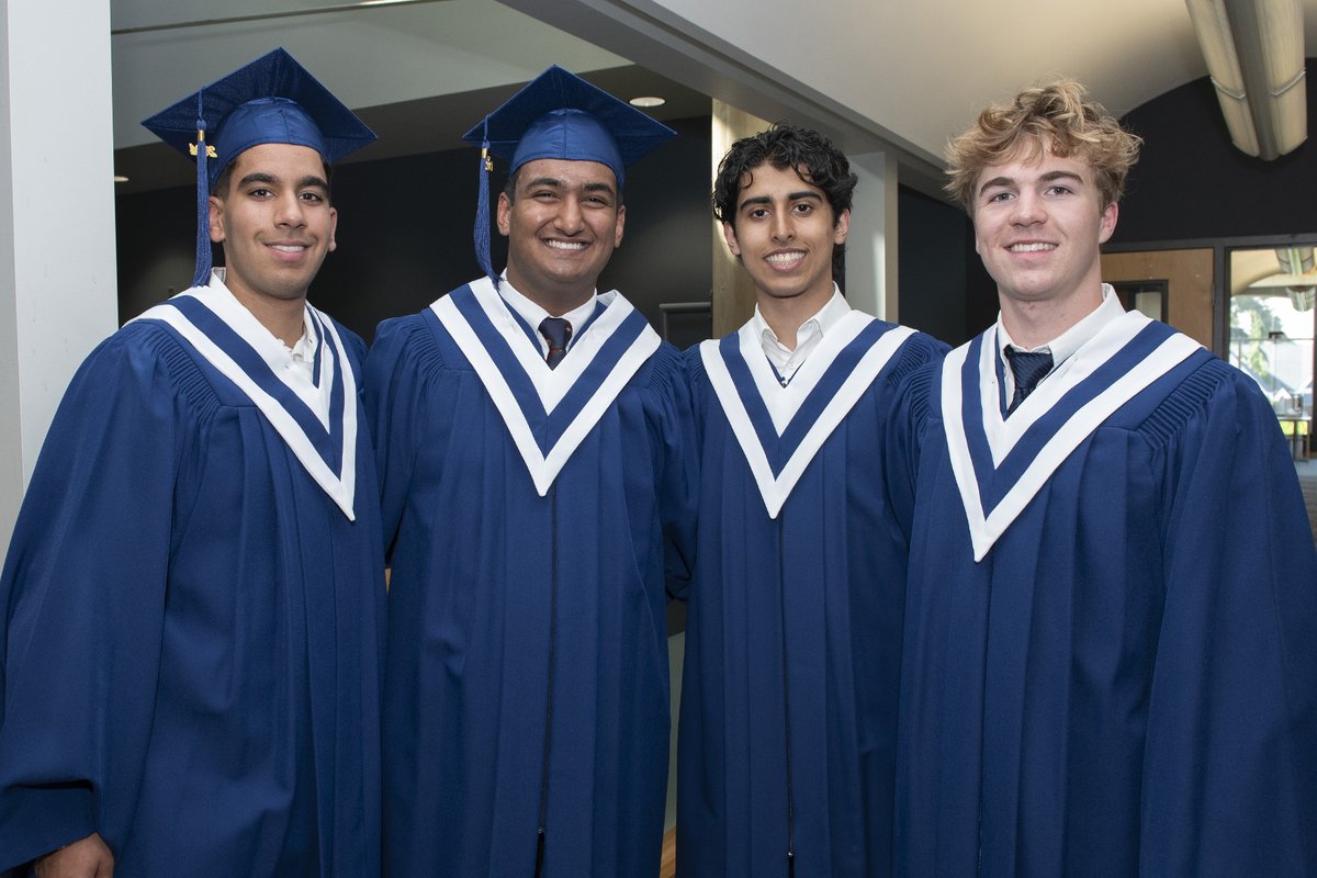 SouthridgeNews's tweet photo. Congratulations Class of 2024! 👏

Graduation photos are now available for download on Vidigami!

Best wishes to you all! You'll forever be cherished members of the Southridge community. 💙

We look forward to seeing you at future alumni events. https://t.co/3uQETOrrKE