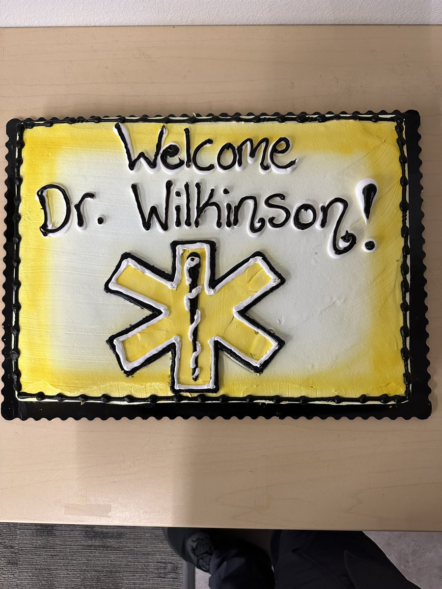 🎉 Today, we had the pleasure of welcoming Dr. Ben Wilkinson, UIHC new EMS fellow! We wish him the best of luck during this exciting year of his fellowship and are thrilled to be apart of the University of Iowa’s fellowship program 🚑