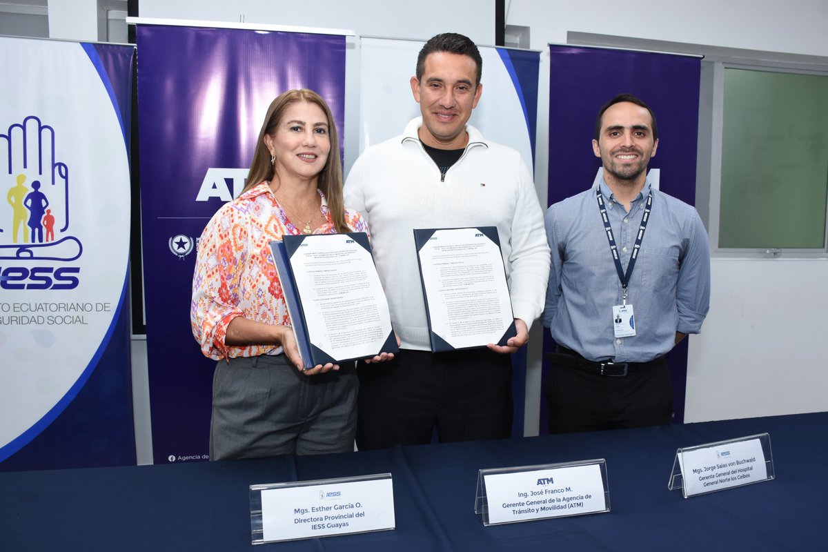 #Guayas | La Directora Provincial <a href="/EstherGarciaO/">Esther Garcia Ortega</a> junto al Gerente de la <a href="/ATMGuayaquil/">ATM Guayaquil</a> @jose_franco_m suscribieron un convenio interinstitucional para fortalecer la prevención de accidentes de tránsito.