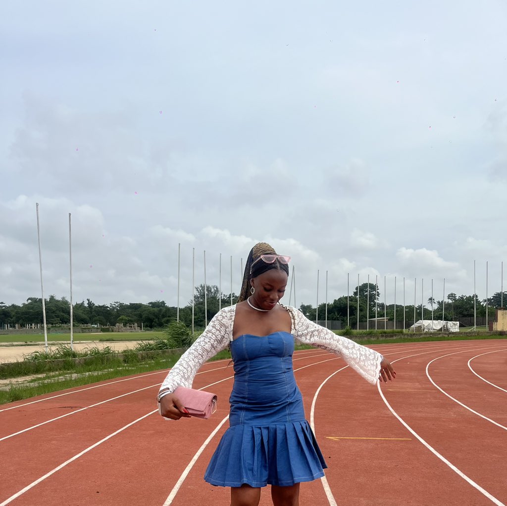 Iretomiwa__'s tweet image. Day 2🧏🏼‍♀️
Too lit 😌🤭
My tailor ate ngl

#fyw #Finalyearweek