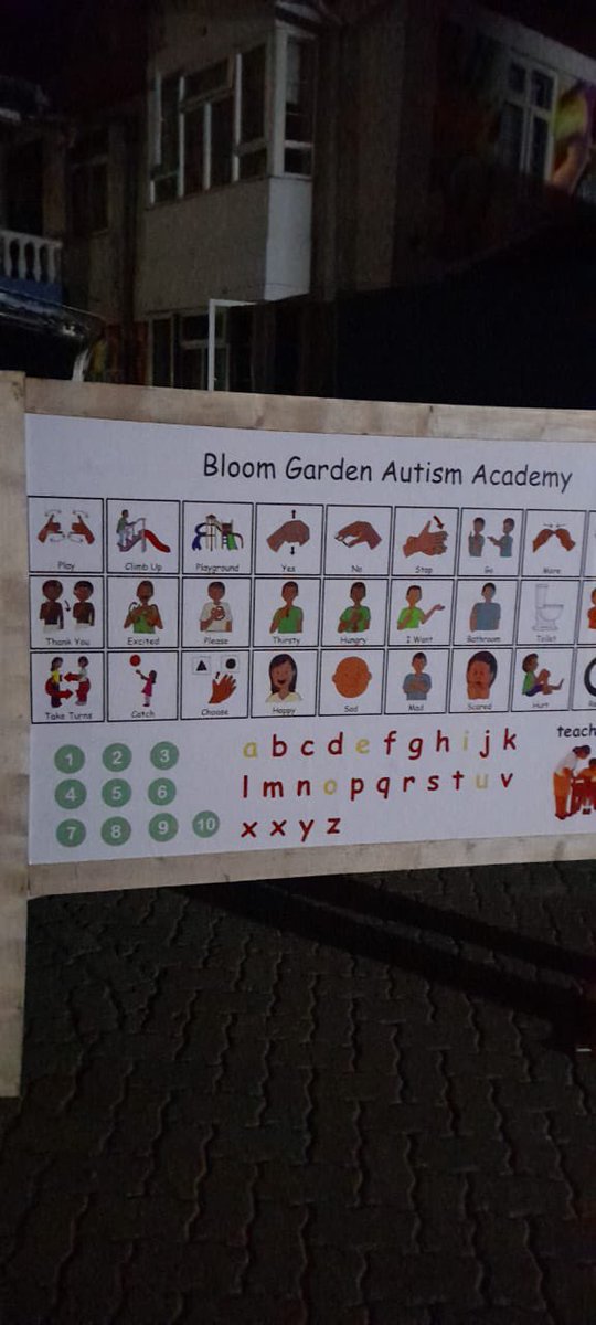 Rachel (she/they) tweet media