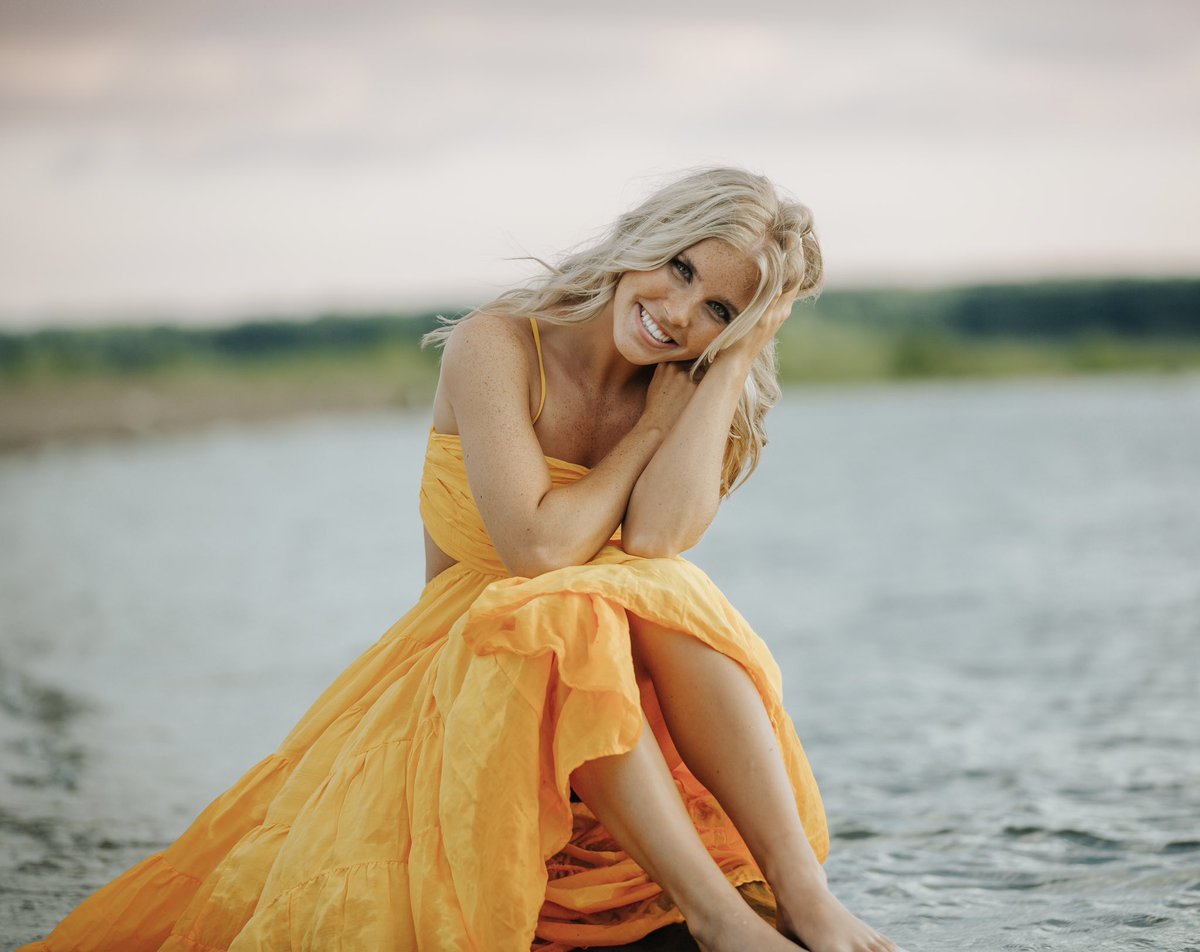 IL_Firecrackers's tweet image. We want to celebrate Shea Johnson’s exciting journey ahead! This fall, Shea will attend Emory University to study Neuroscience and Behavioral Biology and continue her softball career. 

We are so proud of you, #️⃣9️⃣9️⃣!