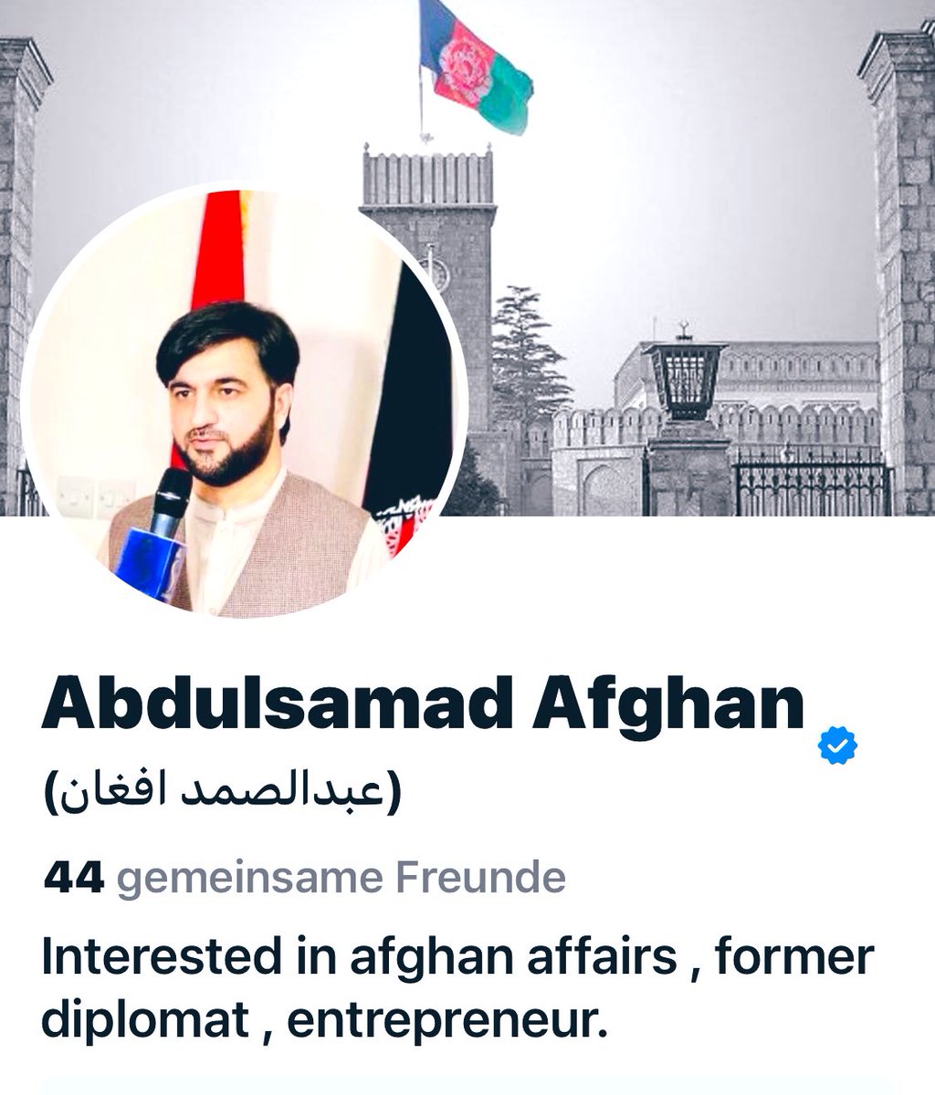 FahimShinwari14's tweet photo. دلته بیا مونږ او تاسو ته شهید ګیلامن وزیر په دوبی کې د هغه ملی خاین او د پاکستان د غلامی ادارې ای ایس ای جاسوس خنځیر رزیل منافق او غلام عبدالصمد افغان په نامه قونسلر چې په دوبی کې د افغانستان د جمهو��ی اسلامی حکومت په چوکاټ کې د قونسلرۍ دنده پر مخ وړله , دغه ملی خاین د ګیلامن وزیر په مرګ کې باید ککړ وبلل شې .

د دغه ملی خاین او د پاکستان جاسوس د عبدالصمد افغان انځور او د فیسبوک ایکونټ دې .
