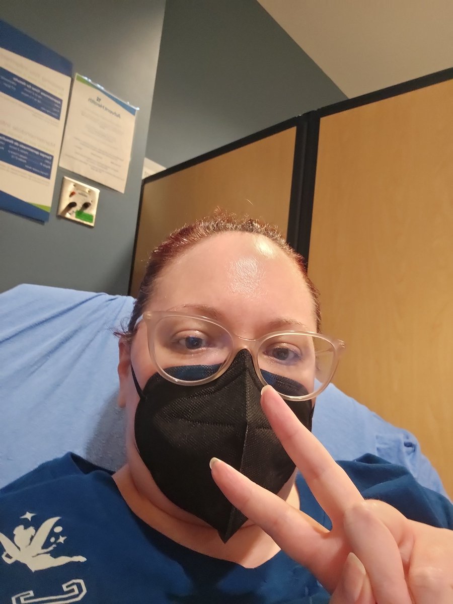 Shelley Benhoff 👑 tweet media