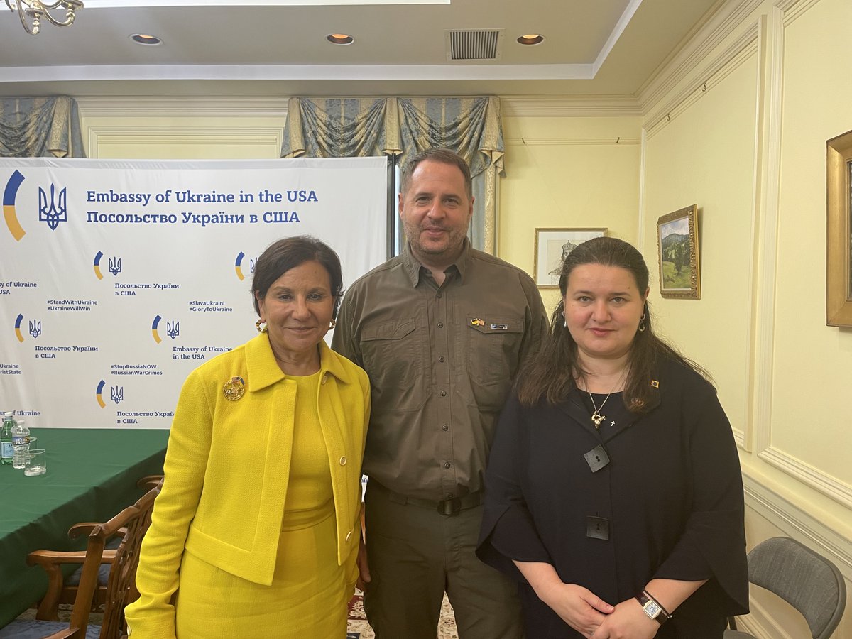 Special Representative Penny Pritzker (@specrepukraine) on Twitter photo Good conversation w <a href="/AndriyYermak/">Andriy Yermak</a> on the $50B bond issuance using the pulled-forward interest from Russian sovereign assets Good conversation w <a href="/AndriyYermak/">Andriy Yermak</a> on the $50B bond issuance using the pulled-forward interest from Russian sovereign assets