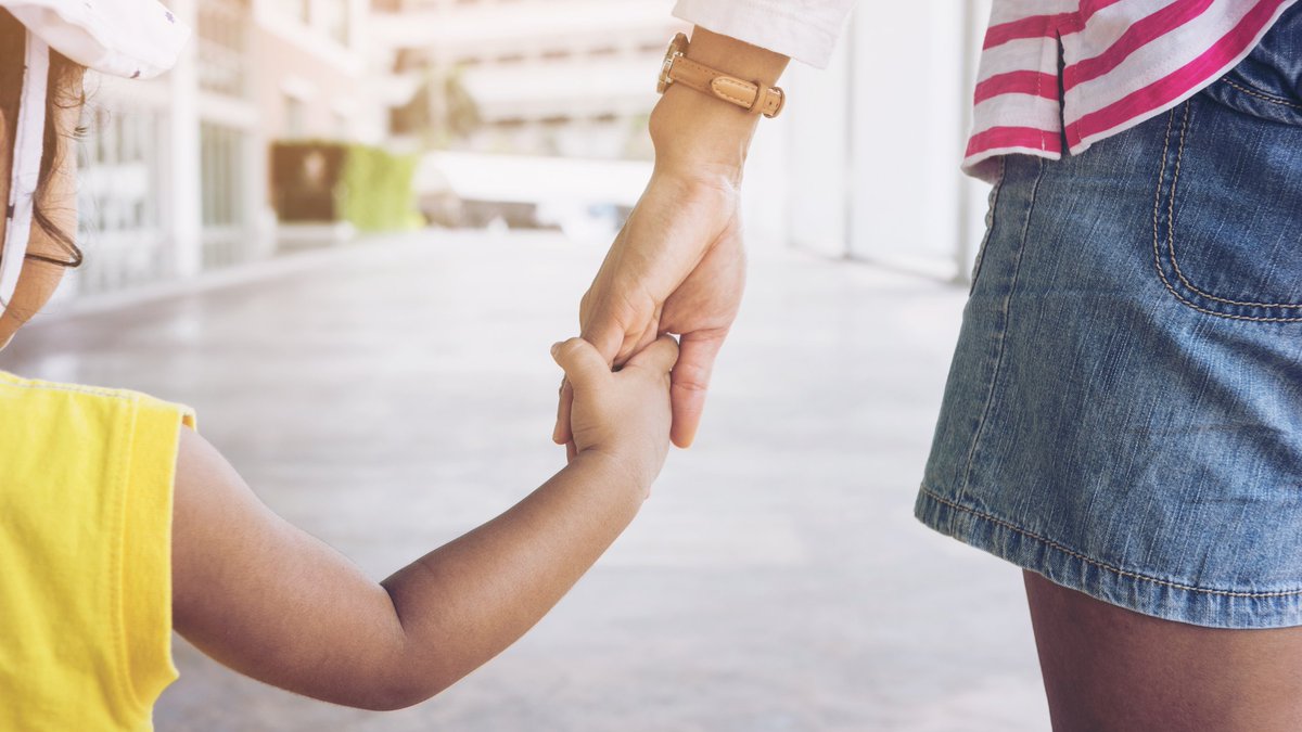 MLGFamilyLaw's tweet image. #Parentalchildabduction is a sad ordeal that can leave #parents feeling distraught. 

Every #familydynamic is unique, making each #parentalabductioncase complex. However, some steps help #reunitefamilies &amp;amp; bring #abductedchildren home safely. 

Read here: bit.ly/3L1falI