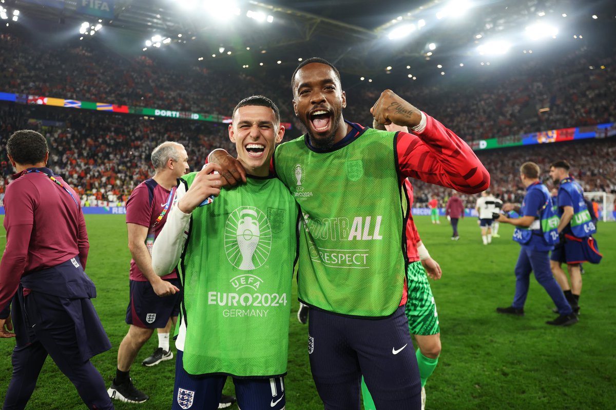 PhilFoden's tweet photo. One more to go 🫡 

Fans were class! Bring on Sunday 💪🏻🏴󠁧󠁢󠁥󠁮󠁧󠁿 https://t.co/V39LPtNXup
