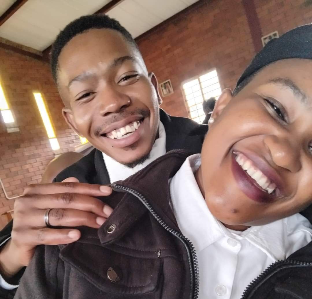 Me as a DL.      //  me with her who            
                                    knows exactly                                                                                                       
                                    Who I am 😜