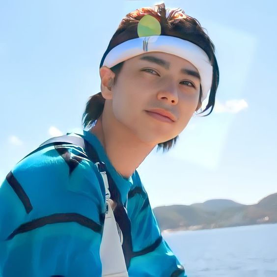 nijiro murakami 🌈 hourly tweet media