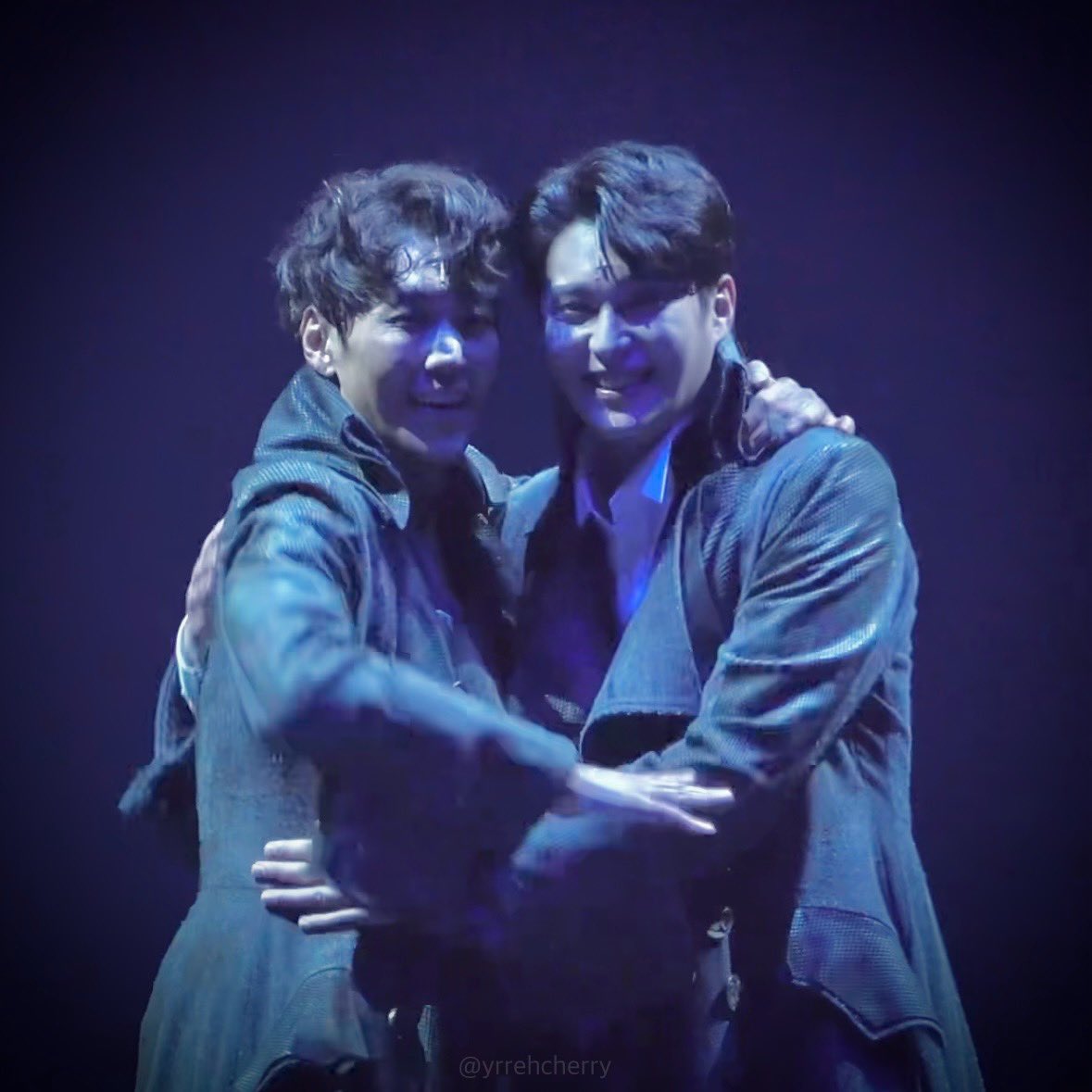 영상 돌려보는데 동카 카컨짤이 있네 ღ'ᴗ'ღ