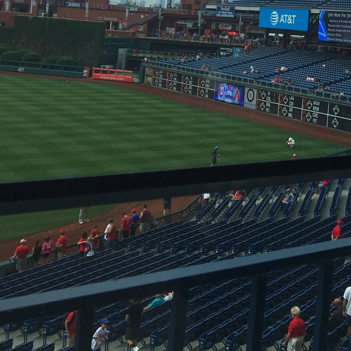 matttadelphia's tweet photo. july 2017 v. july 2024
go phillies https://t.co/DFzMv6CfCE