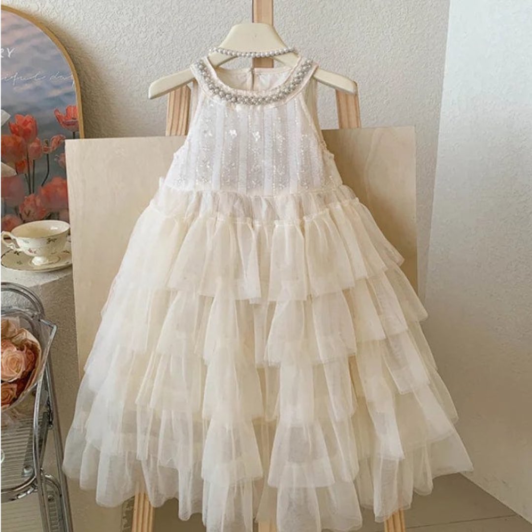MomoriiOfficial's tweet image. Introduce your little princess to the enchanting world of fashion with our Girls Tutu Mesh Skirt! 🎀
#KidsFashion #TutuSkirt #PrincessStyle #ChildrensWear #FairyTaleFashion #GirlsClothing #FashionForKids #MagicalMoments#DressUpFun #StylishKids