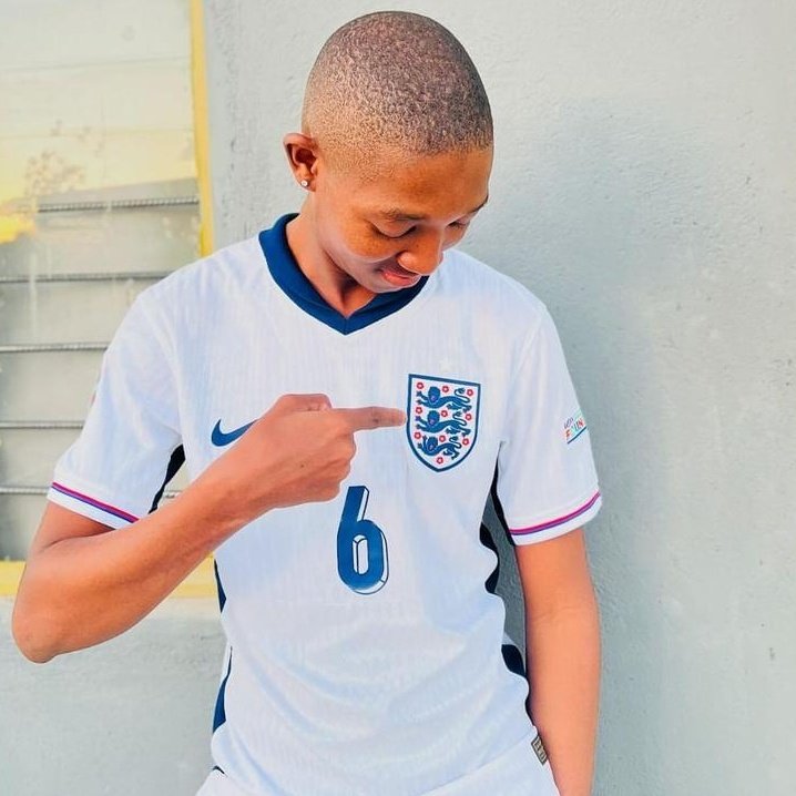 onlywithlame's tweet photo. Three Lions🏴󠁧󠁢󠁥󠁮󠁧󠁿🦁 https://t.co/Aao9oo8Z9v