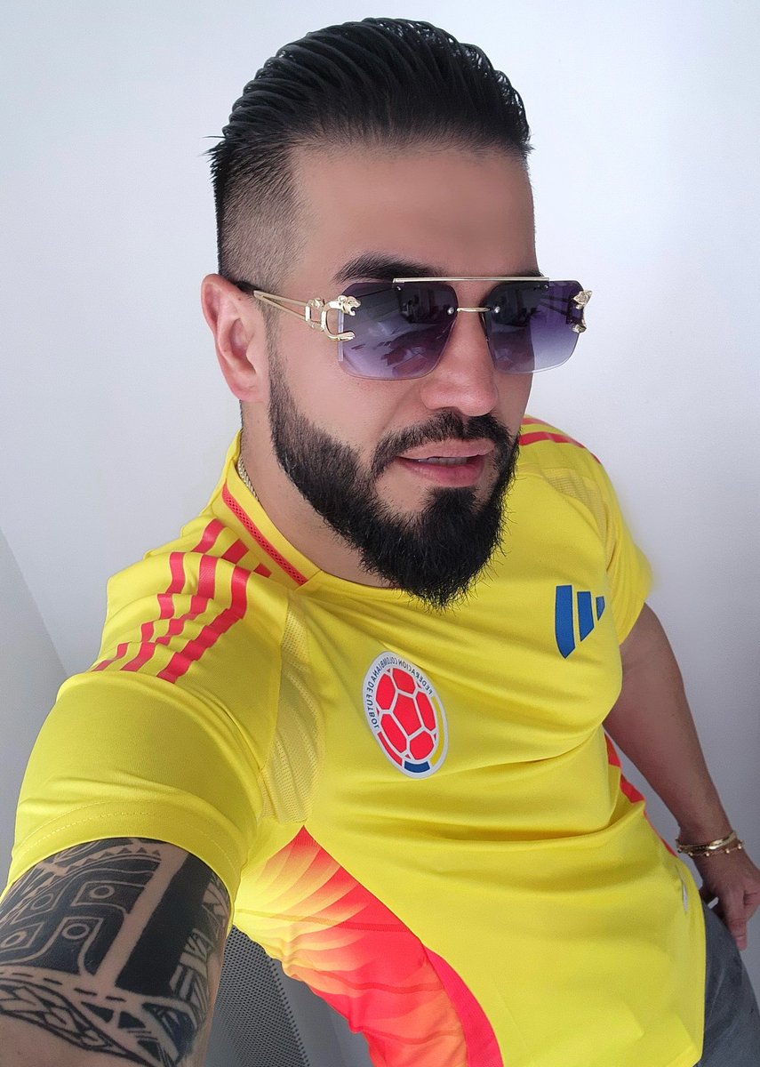 AlanLoverMusic's tweet photo. 🇨🇴 TE AMO MI SELECCIÓN COLOMBIA 🇨🇴😍🇨🇴 https://t.co/cfvtIyeOLE