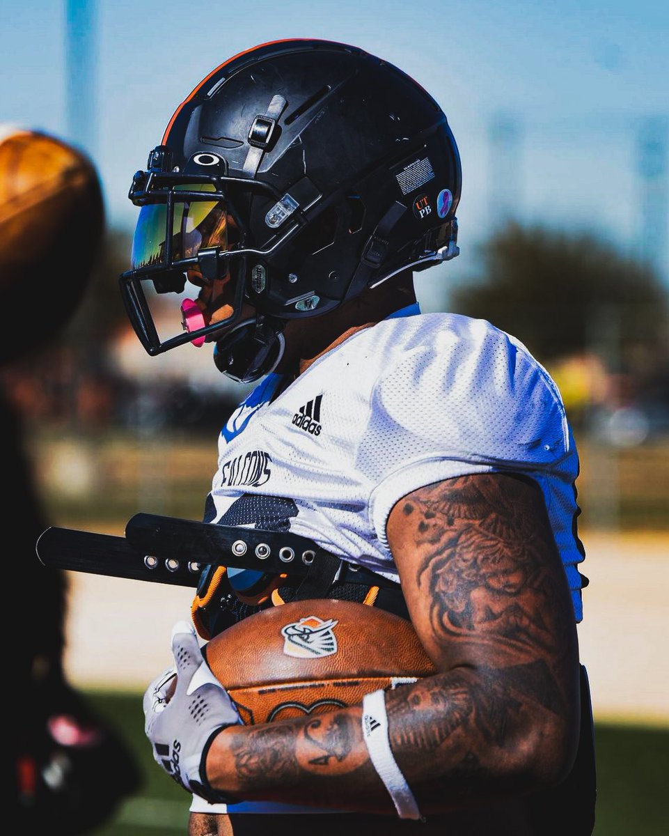 rodarial's tweet photo. Film don’t lie…Transfer Portal Tight End looking to make an impact immediately this fall!🫢 https://t.co/V3RzINZfYO