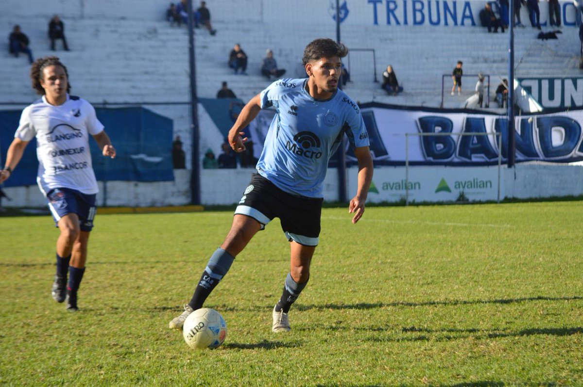 #Belgrano | 🔥 Gonzalo Maldonado firmaría contrato con el "Pirata", y saldría cedido. 

🙋 Extremo derecho de 21 años. Llegó desde Lanús -4ta AFA- e integra el plantel de Primera Local. 

✈️ Su nuevo destino sería <a href="/DepArmenio/">Deportivo Armenio</a> -B Metropolitana- hasta diciembre.
