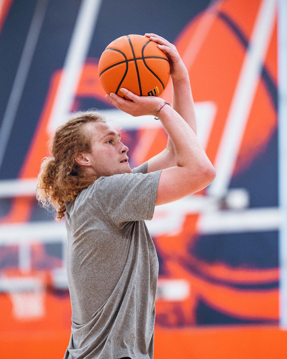 IlliniMBB's tweet image. Meet the Newcomer ➡️ Jake Davis

#Illini | #HTTO | #EveryDayGuys