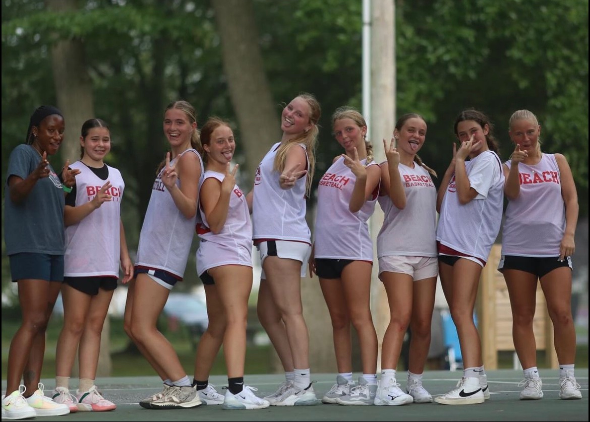 Here’s a fun pic from summer league this week!! The girls are excited to get back into it and get to work with Coach Kham!! Go Beach ❤️🤍 <a href="/AthleticsBeach/">Beach Athletics</a>