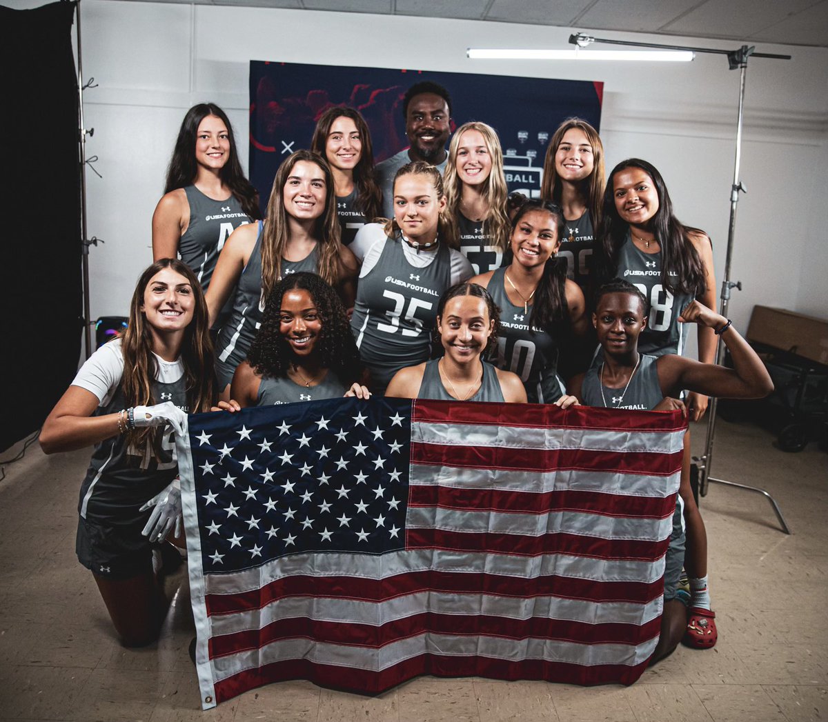 LillyRumrill's tweet photo. USA flag football so far! 🇺🇸🏈#reptheflag #usafbselectbowl #usallin #goldstandard https://t.co/7GDDoL90Nd
