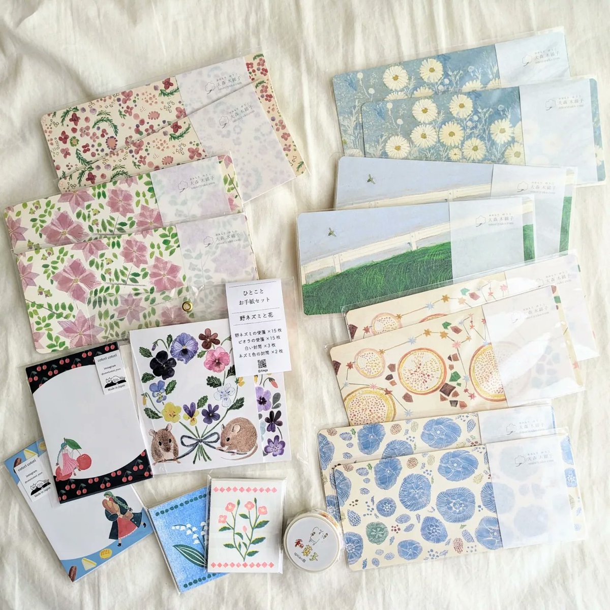 papershopjapan's tweet image. Sent to a customer in the U.S.

papershopjapan.com

#cotoricotori
#4legs
#なかいつこ
#大森木綿子 
#spicaの庭