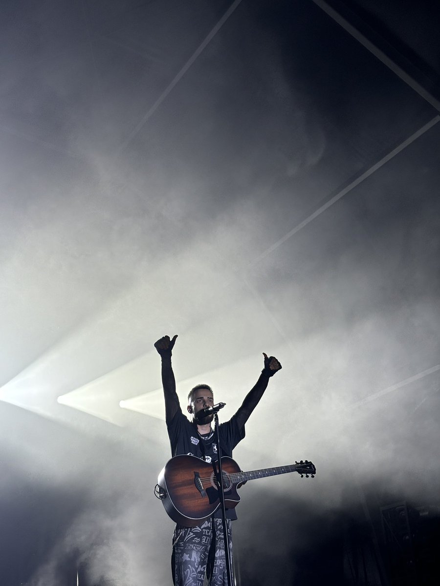 <a href="/diogopicarra/">Diogo Piçarra</a> és o maior 🩵