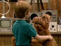 nomadmc's tweet photo. #BenjiGregory and the whole cast of "Alf" bought me so much joy as a child. I still watch the show NOW! The Tanners were a second family to me growing up..my heart hurts that "Brian" is no longer with us.. Thank you for the joy & and the laughs Benji.. gone too soon! #RIPBenji https://t.co/J6aoJqnmGE