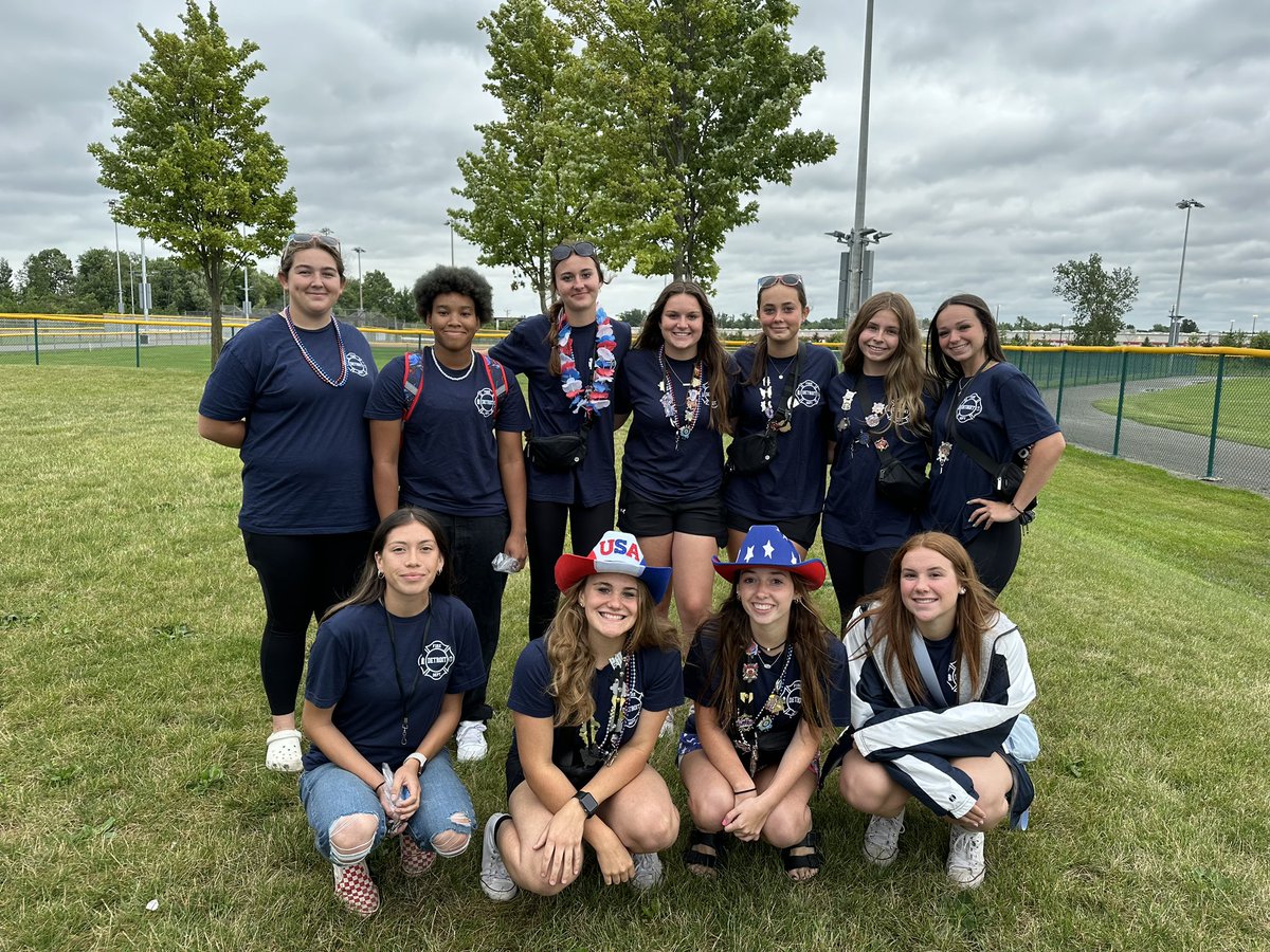 AydanSoper's tweet photo. What a great way to start off the Great Lakes National tournament: trading pins, a parade, and music! As part of the festivities, my team came together to honor our local heroes by wearing DFD shirts; thank you to all who serve! 

@LTUSOFTBALL @umichsoftball @MSU_Softball https://t.co/SZ1d07jCqt