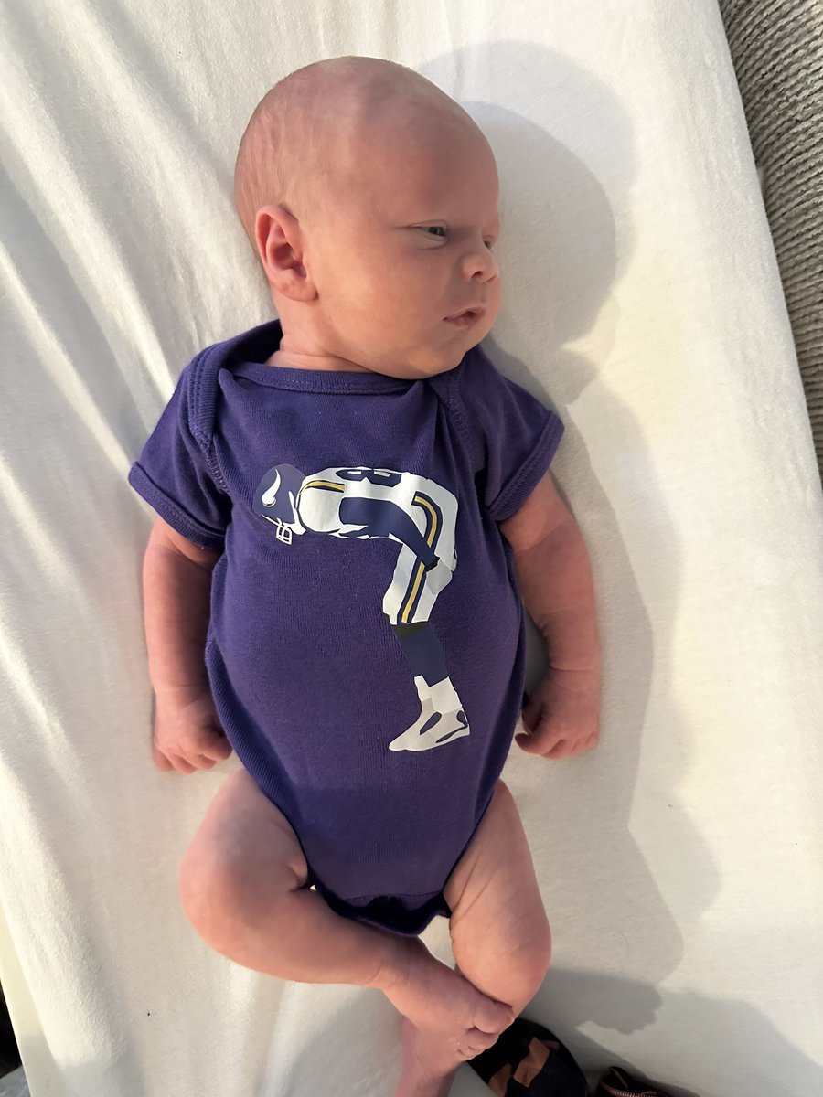 stevened11's tweet photo. @Buck #skol https://t.co/mYNnwwUUoC