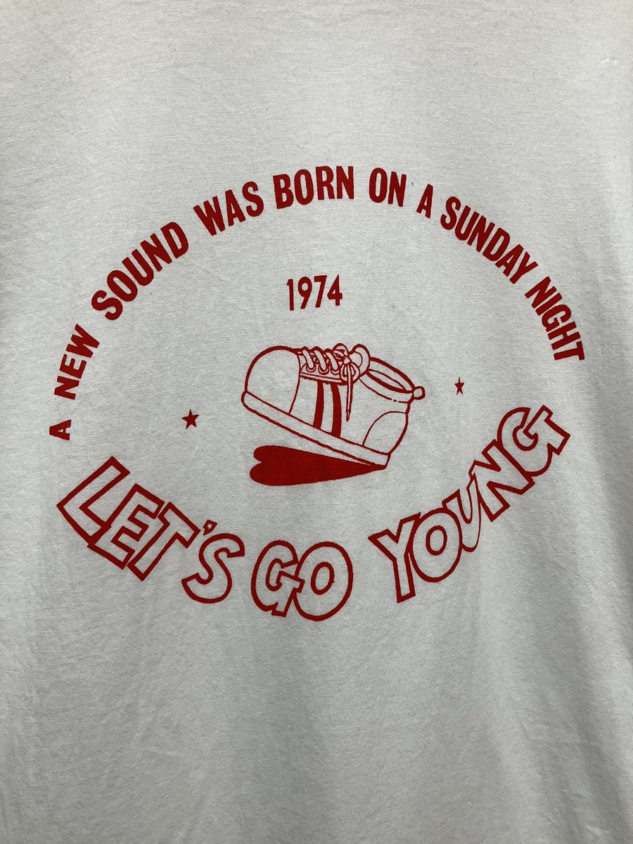 slap_multiroom's tweet photo. 【70s専門古着屋 柊-Hiragi- ✖︎ 古着屋PALS TOKYO】
ポップアップ出品商品

70s レッツゴーヤング Tシャツ
size:about XS〜S
¥4,500 taxin
—
#レッツゴーヤング　#昭和歌謡
#昭和アイドル　#70sスタイル
#70s好きな人と繋がりたい 
#昭和レトロ　#70s古着 https://t.co/LoQPA8Jd2c