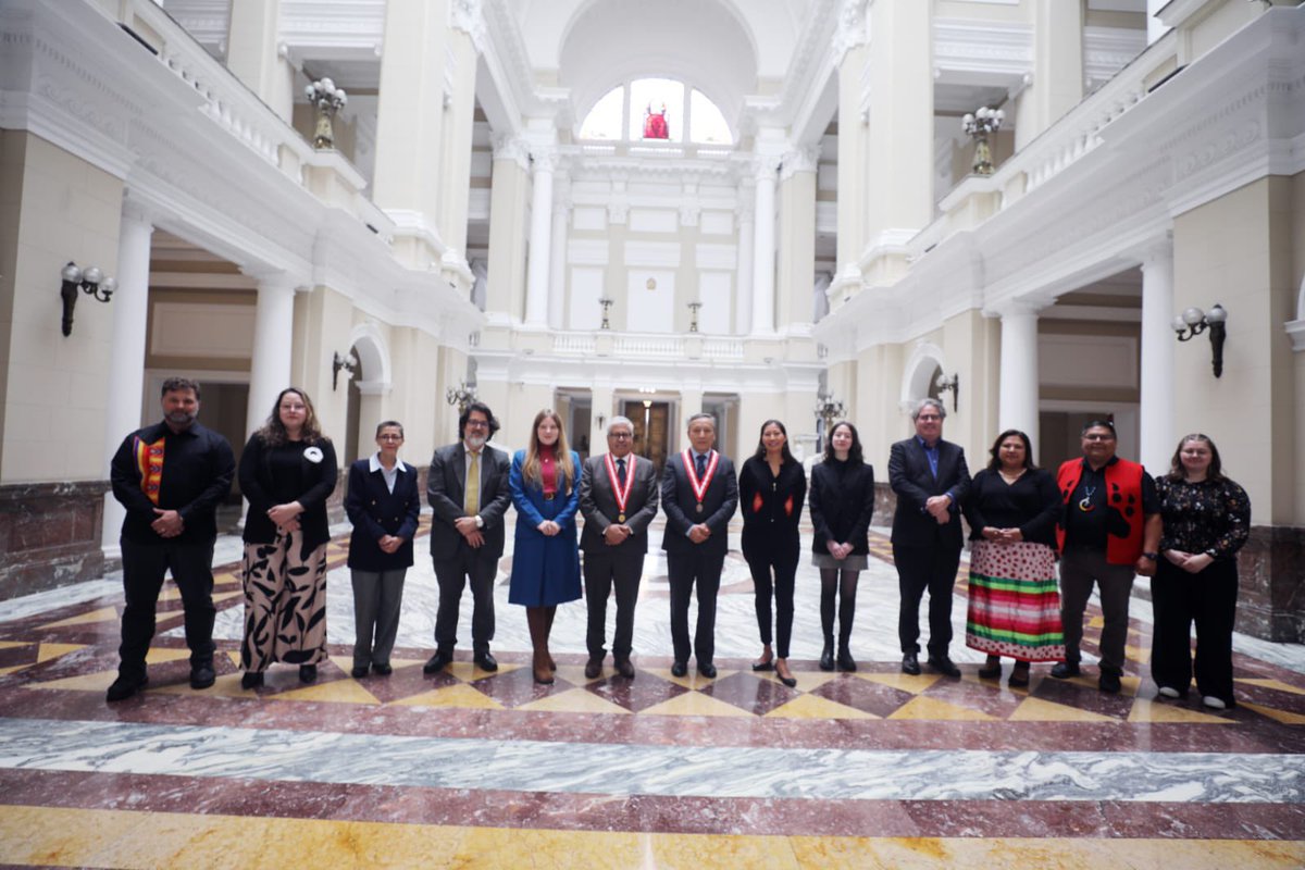 louiscmarcotte's tweet photo. Jueces, abogados y expertos en justicia indígena de 🇨🇦 compartieron sus experiencias de justicia y reconciliación con @Poder_Judicial_ en apoyo al desarrollo de la estrategia nacional de justicia intercultural del 🇵🇪. https://t.co/UQAvtO7qKu