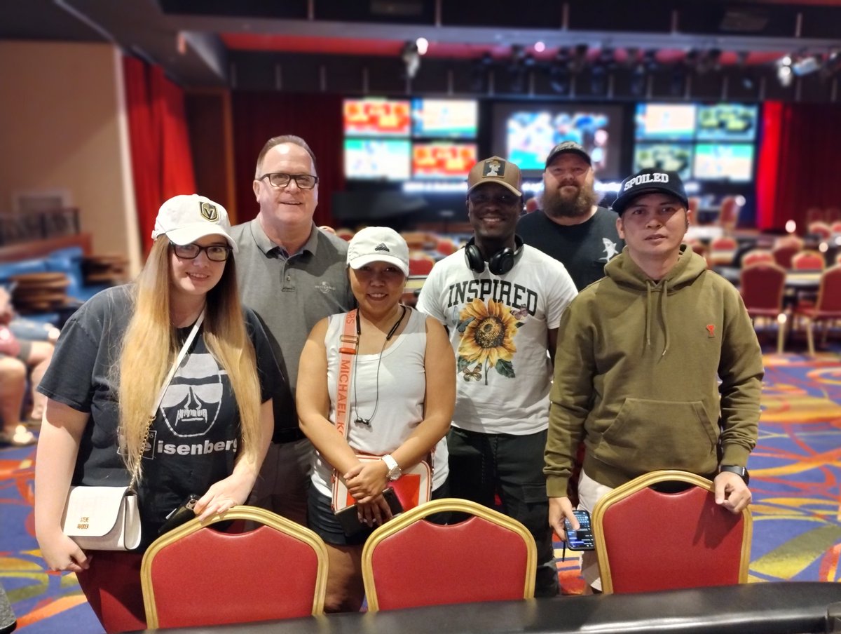 SPPokr's tweet photo. Congratulations to Makayla (chip leader) and crew for finishing up today's 10am tournament!! They agreed to take home over $1,300 each with Makayla taking home that SP Medallion!! #coffeeandgrind South Point Hotel, Casino &amp; Spa https://t.co/XUWu3BCFUx