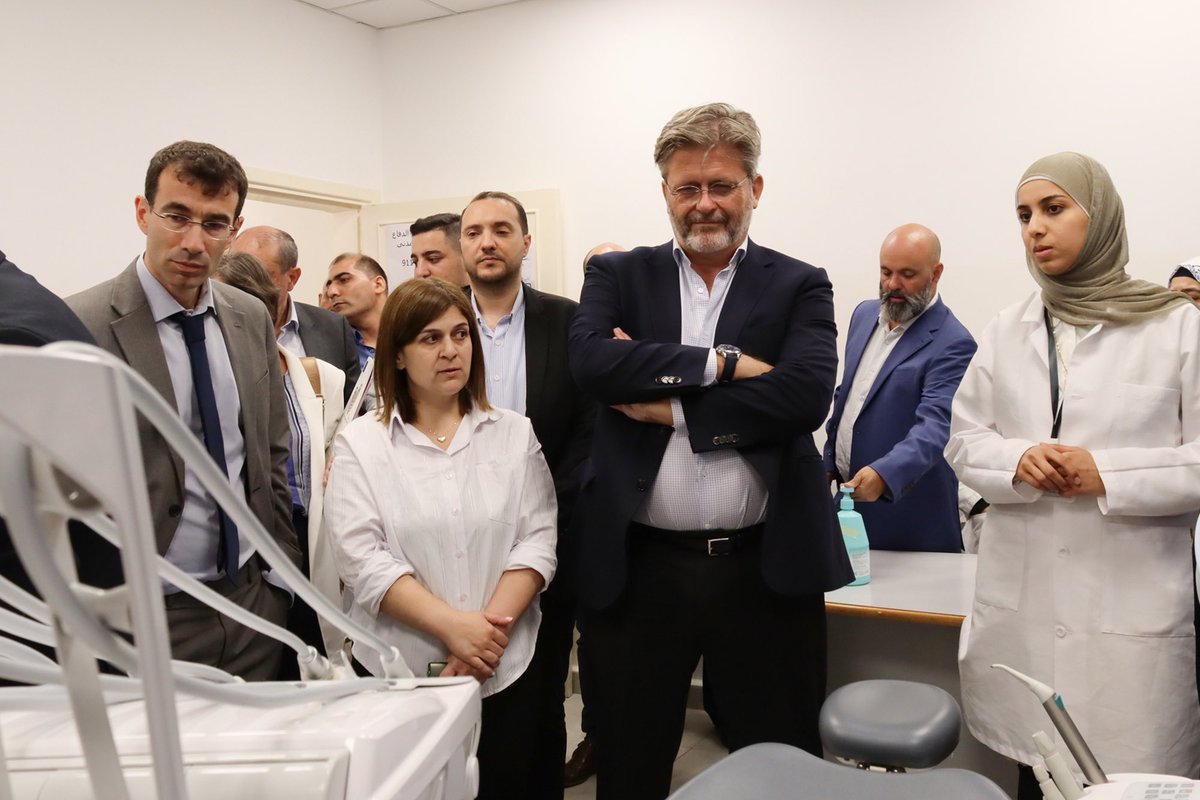 EmbEspJordania's tweet photo. Visita de los Embajadores de la UE 🇪🇺 @EUinJordan y España 🇪🇸 a #Ajloun para supervisar las renovaciones en los centros de salud Al Safa y Prince Hassan, financiadas por la #UE a través de la Cooperación Española. #SaludPública #REAYAH #Jordania @AecidJordan https://t.co/tpLIyjbr5w