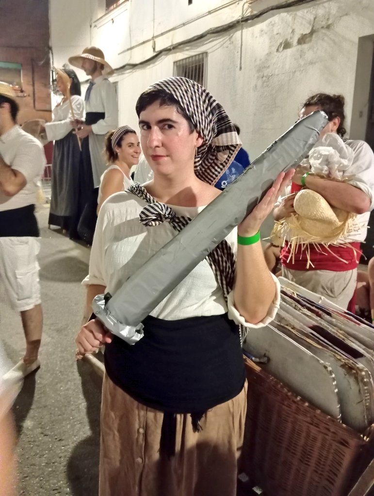 Ahir es va tornar a defensar el poble davant la invasió pirata. Van passar, però no els deixarem guanyar. Glòria a Sant Cristòfol i visca Premià de Mar! #premiapirata