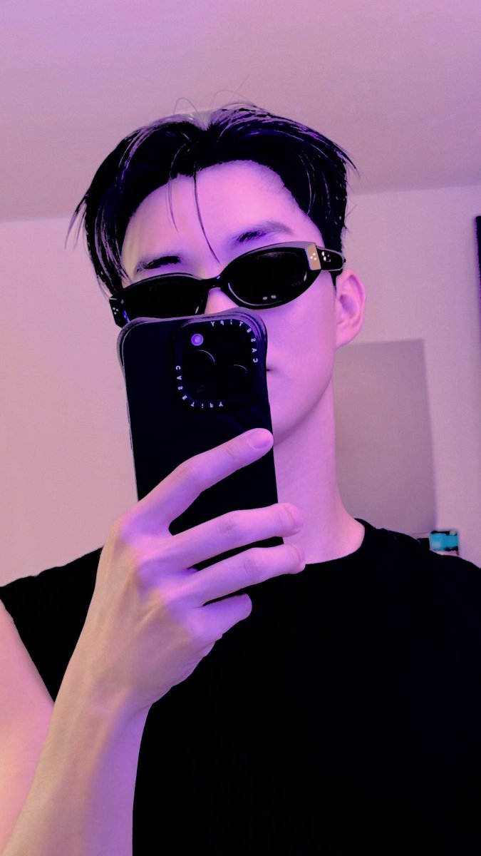 xoecmn's tweet photo. ⠀
⠀
⠀⠀⠀⧺sꪬs𝟵𝟴ᚳdᥝᦼbᦎkꨂ
⠀⠀chᥝꪬᦽ秋،ꭑiꪬ’sᨀfəed𐑪
⠀⠀deobi, yakışıklı erkek a
⠀⠀rkadaşınız burada.🖤 p
⠀⠀ratik  odasından seslen
⠀⠀iyorum bugün size. ned
⠀⠀en burada olduğumuzu˖
⠀⠀bøᦼz҂፡Ɩøᦽ❟ೲxœcꭑn𐑟。
⠀
⠀ https://t.co/qo36CVOXAV
