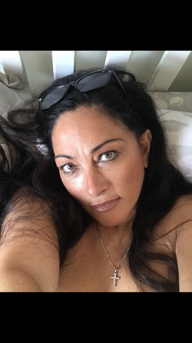 Hi guys. Have a great day . Have a look at my https://t.co/wEr6JLO9Yk for &pound;5 a month. And also my very