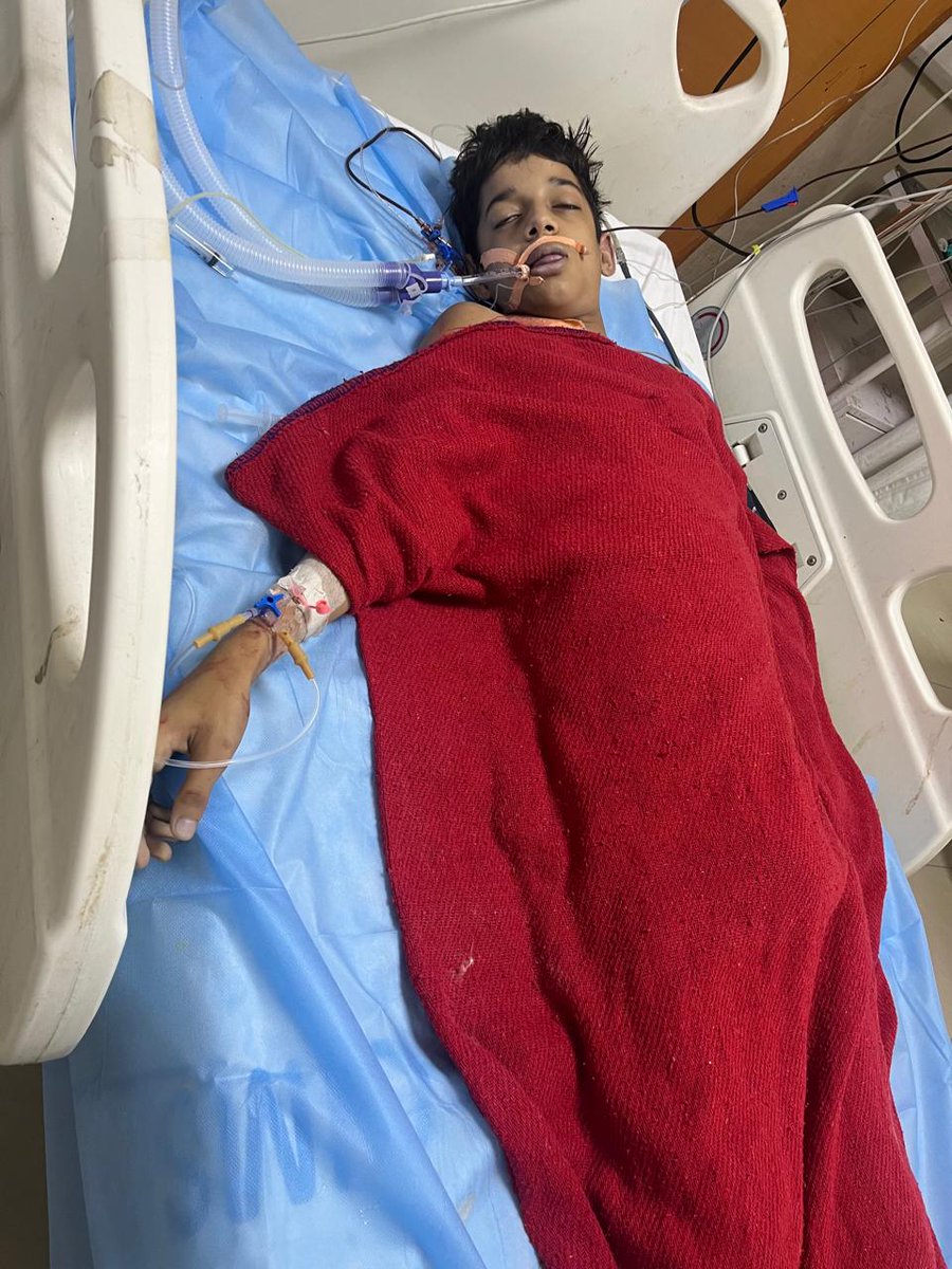 SonuYadav891459's tweet image. @myogiadityanath 
Commissioner of police #Smt Laxmi singh ,IPS-RR 2000 Gautam Budh Nagar.
   Sir/Madam , dt 5,7,2024 ko mere beta ki GIMS Hosp. Gr.Noida ,surgery Mai Dr ki negligence se death ho gayi hai , police ne abhi tak FIR nahi ki ha , Pl help me.
@DCPGreaterNoida