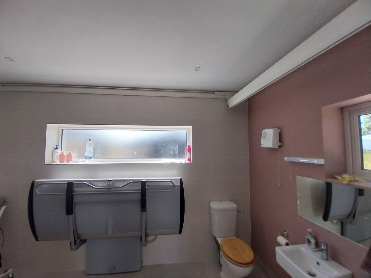 Collaboration with the client, the HSE and Kerry County Council, the Luna overhead hoist &amp; Pressalit 3000 hi low bench installed in a house. 2 room covering systems connected via door connector blending in discreetly with the design of the house. #overheadhoist #Accessibility