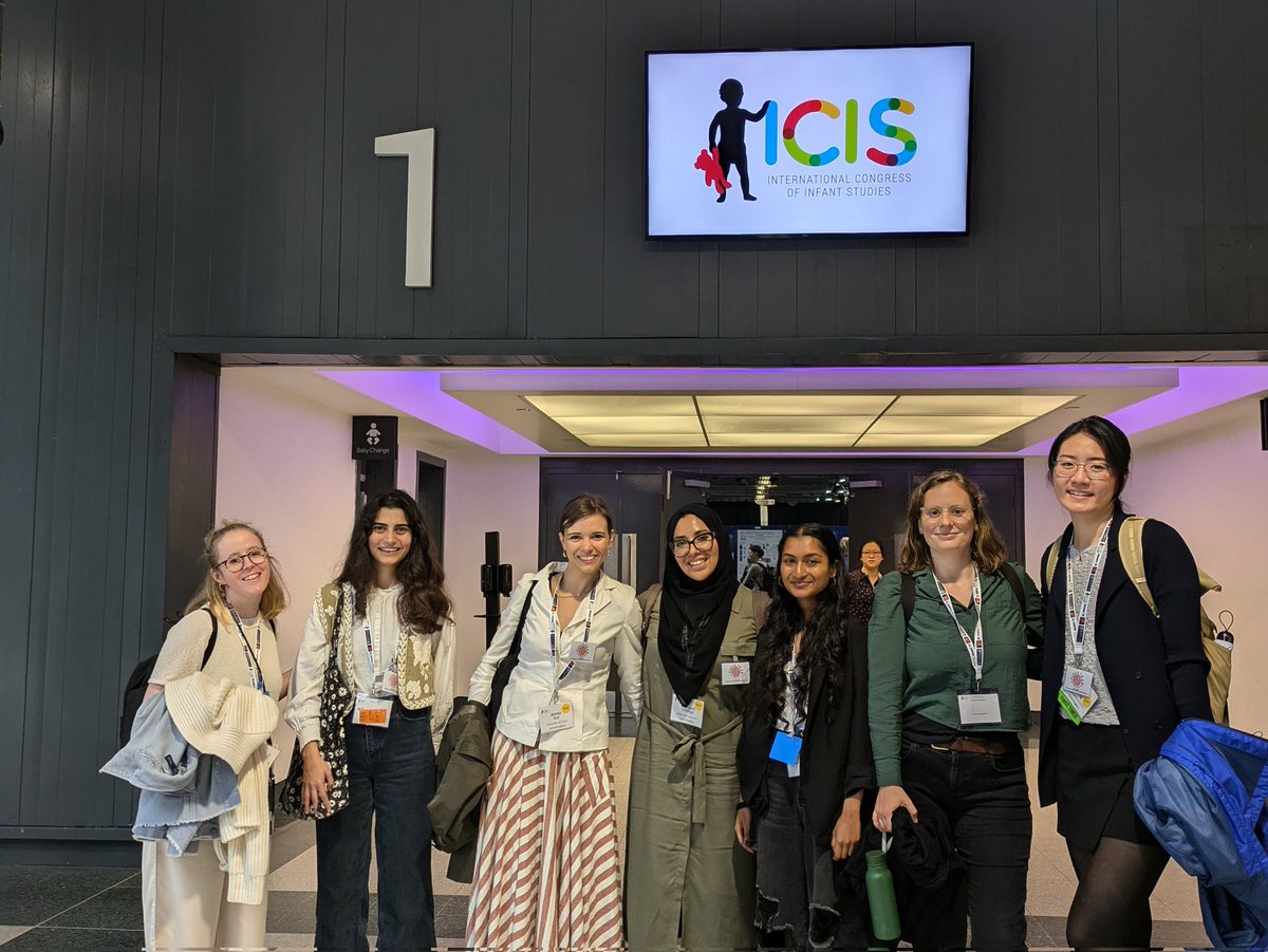 DivDevSci's tweet image. The Diversity Network at #ICIS2024 @Infantstudies (minus a few people)! It was great to meet people and bounce ideas around. Good to see many people interested in improving diversity!