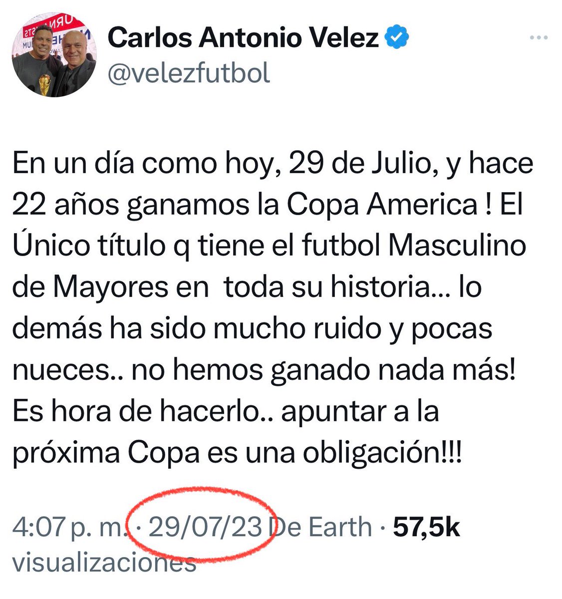 velezfutbol's tweet photo. Lo logramos!!!!! Jugando como EQUIPO todo es posible!!!! Excelente…. Felicitaciones 
Imperdonable no estar en una final con estos jugadores… la apuesta se ganó … @FCFSeleccionCol https://t.co/RtJIymMtzP