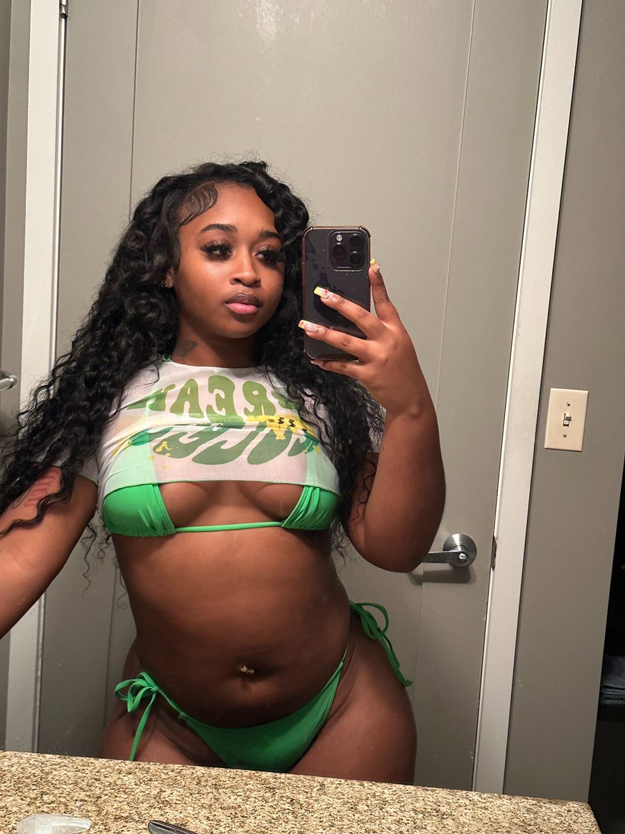 Eri_annaa's tweet photo. What you gone do for big mama ? 🤭 https://t.co/ffkiVE9ZHU