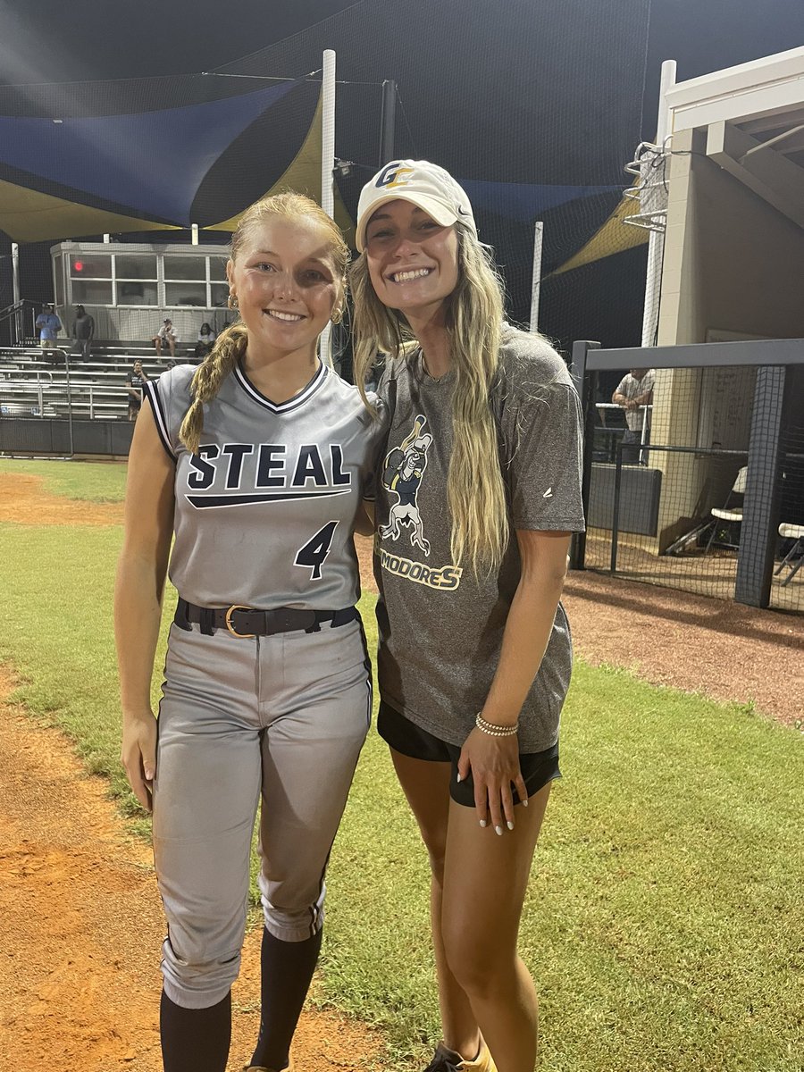 Had a great time at Gulfcoast State! Thank you Coach Thomas and Coach Crowson for putting on a fun scrimmage! <a href="/GCSCsoftball/">Gulf Coast Softball</a> <a href="/laird14/">Jenny Laird</a> <a href="/SoftballDaphne1/">Daphne Softball</a> <a href="/stealsoftball/">Southern Steal Softball</a>